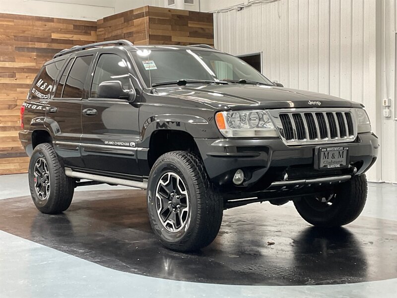 2004 Jeep Grand Cherokee Overland 4X4 / 4.7L V8 HO / LIFTED / 63,000 MILES  / BRAND NEW TIRES - Photo 2 - Gladstone, OR 97027