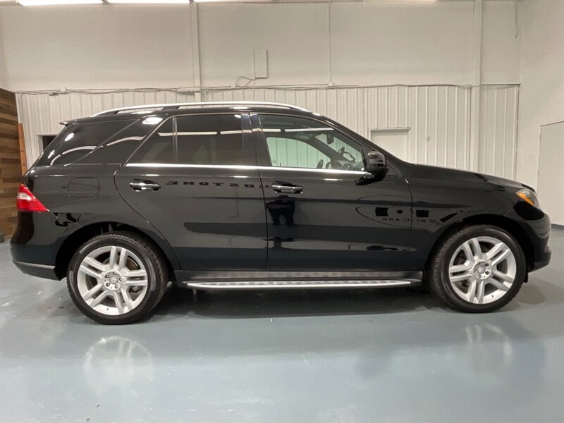 2014 Mercedes-Benz ML 350 4MATIC SUV / AWD / Leather / Sunroof  / Heated Seats / Backup Camera - Photo 4 - Gladstone, OR 97027