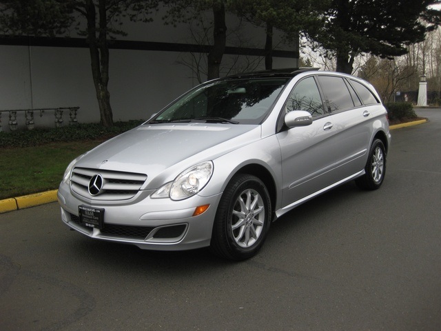 2006 Mercedes-Benz R350/4WD/Navigation/Rear DVD   - Photo 1 - Portland, OR 97217