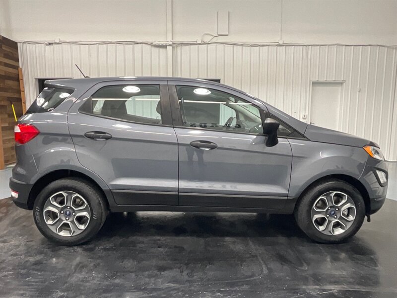 2020 Ford EcoSport S Sport Utility / 3 Cyl ECOBOOST TURBO / 1-OWNER  / Backup Camera - Photo 4 - Gladstone, OR 97027