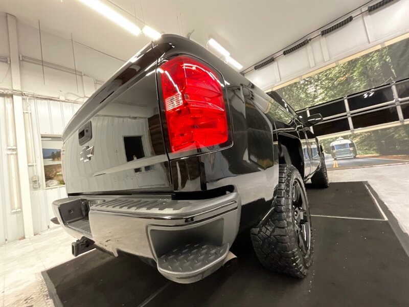 2018 Chevrolet Silverado 1500 LS Regular Cab 2Dr / 5.3L V8 / 1-OWNER / 51K MILES  / BLACK EDITION / Excel Cond - Photo 10 - Gladstone, OR 97027