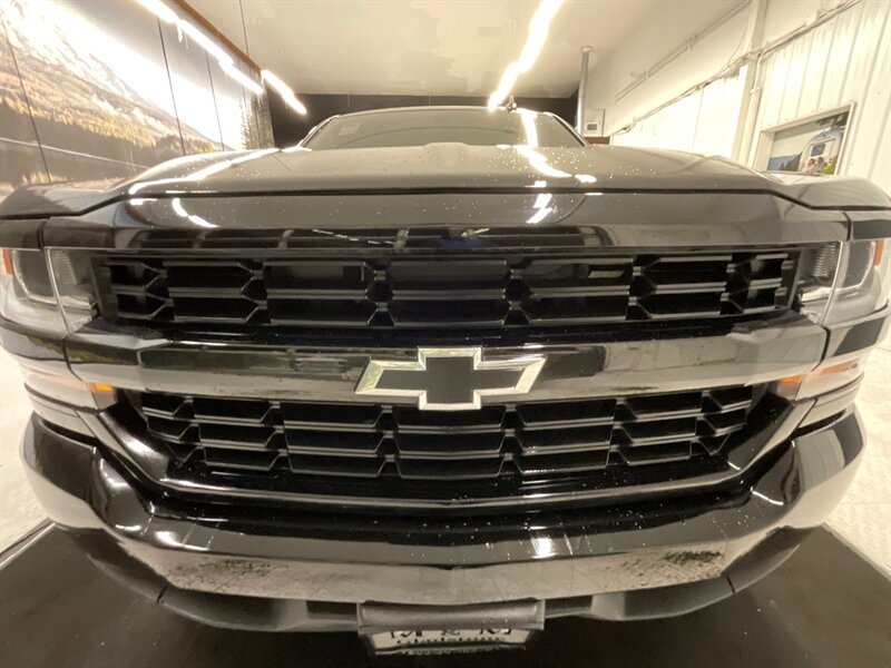 2018 Chevrolet Silverado 1500 LS Regular Cab 2Dr / 5.3L V8 / 1-OWNER / 51K MILES  / BLACK EDITION / Excel Cond - Photo 30 - Gladstone, OR 97027