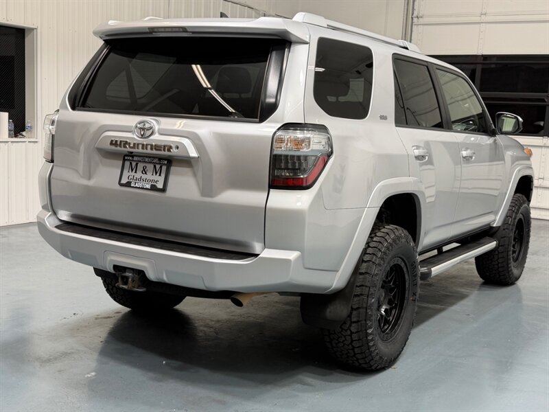 2014 Toyota 4Runner SR5 4X4 3RD ROW SEAT /LEATHER HEATED SEATS/LIFTED /1-OWNER LOCAL/ NEW WHEELS & TIRES - Photo 7 - Gladstone, OR 97027