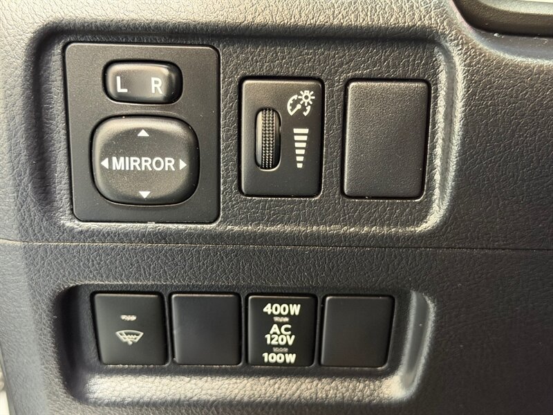 2014 Toyota 4Runner SR5 4X4 3RD ROW SEAT /LEATHER HEATED SEATS/LIFTED /1-OWNER LOCAL/ NEW WHEELS & TIRES - Photo 40 - Gladstone, OR 97027