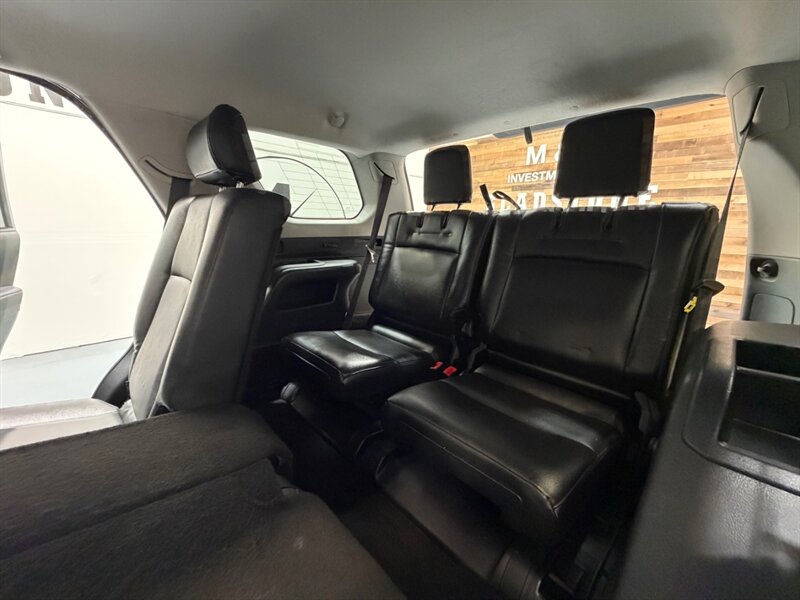 2014 Toyota 4Runner SR5 4X4 3RD ROW SEAT /LEATHER HEATED SEATS/LIFTED /1-OWNER LOCAL/ NEW WHEELS & TIRES - Photo 11 - Gladstone, OR 97027
