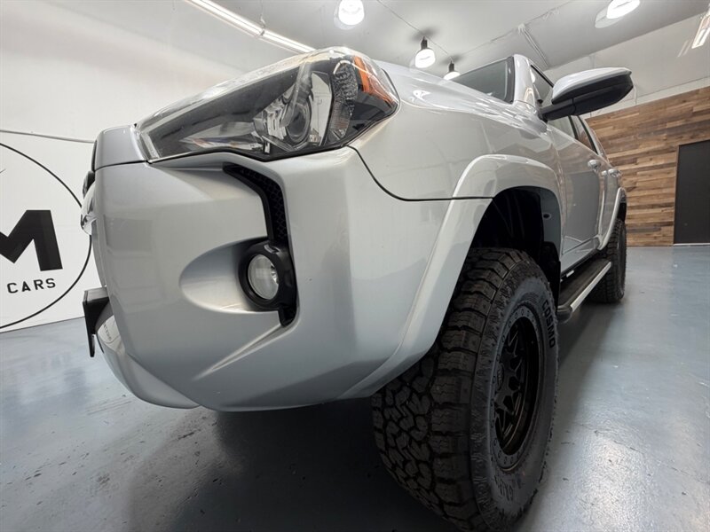 2014 Toyota 4Runner SR5 4X4 3RD ROW SEAT /LEATHER HEATED SEATS/LIFTED /1-OWNER LOCAL/ NEW WHEELS & TIRES - Photo 55 - Gladstone, OR 97027