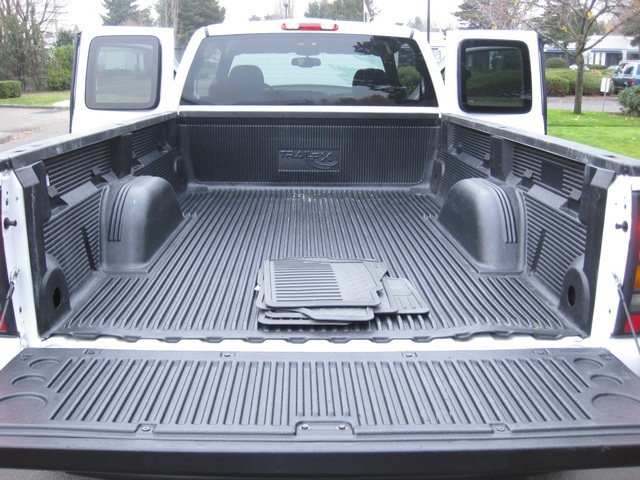 2006 Chevrolet Silverado 3500 LT 1-Ton 4X4 Dually DURAMAX Allison Tranny Longbed   - Photo 34 - Portland, OR 97217