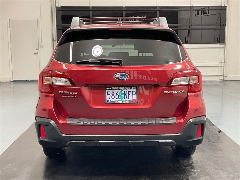 2018 Subaru Outback 2.5i Premium AWD / Heated Seats / 51,000 MILES  / Backup Camera - Photo 6 - Gladstone, OR 97027