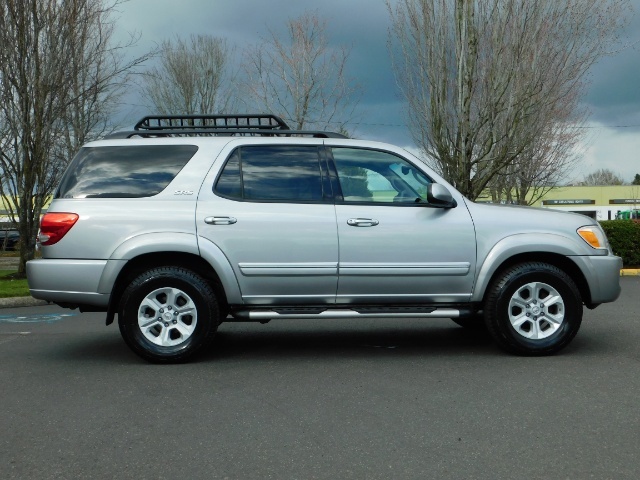 2005 Toyota Sequoia 4WD   - Photo 4 - Portland, OR 97217