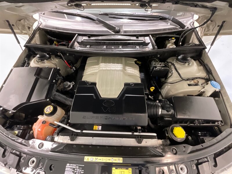 2006 Land Rover Range Rover Supercharged 4x4 / V8, Supercharged, 4.2L/ LOADED / Leather Heated Seats / Navigation & Backup Camera / Sunroof / LOW MILES/ Great Service History - Photo 50 - Gladstone, OR 97027