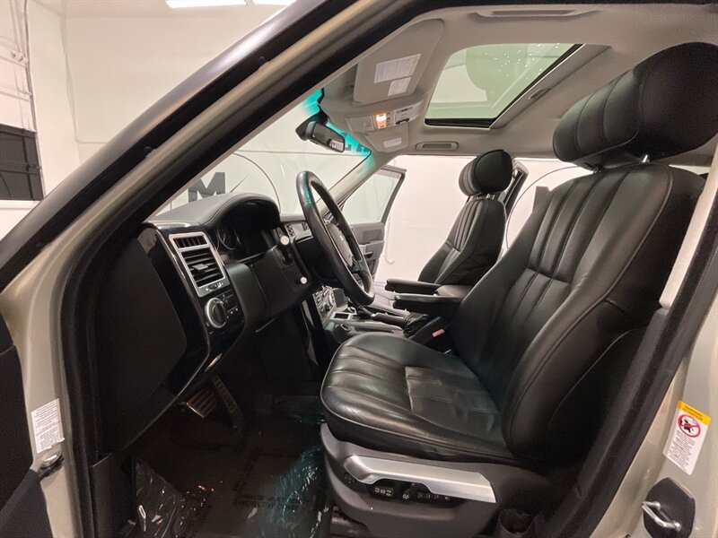 2006 Land Rover Range Rover Supercharged 4x4 / V8, Supercharged, 4.2L/ LOADED / Leather Heated Seats / Navigation & Backup Camera / Sunroof / LOW MILES/ Great Service History - Photo 9 - Gladstone, OR 97027