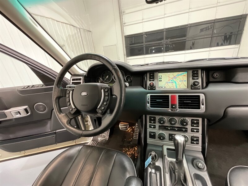 2006 Land Rover Range Rover Supercharged 4x4 / V8, Supercharged, 4.2L/ LOADED / Leather Heated Seats / Navigation & Backup Camera / Sunroof / LOW MILES/ Great Service History - Photo 14 - Gladstone, OR 97027