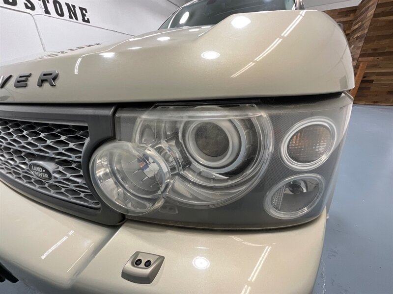 2006 Land Rover Range Rover Supercharged 4x4 / V8, Supercharged, 4.2L/ LOADED / Leather Heated Seats / Navigation & Backup Camera / Sunroof / LOW MILES/ Great Service History - Photo 26 - Gladstone, OR 97027