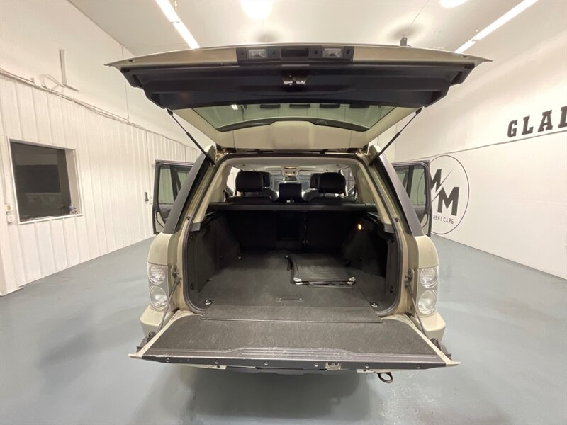 2006 Land Rover Range Rover Supercharged 4x4 / V8, Supercharged, 4.2L/ LOADED / Leather Heated Seats / Navigation & Backup Camera / Sunroof / LOW MILES/ Great Service History - Photo 45 - Gladstone, OR 97027