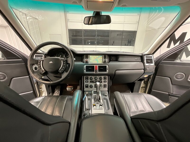 2006 Land Rover Range Rover Supercharged 4x4 / V8, Supercharged, 4.2L/ LOADED / Leather Heated Seats / Navigation & Backup Camera / Sunroof / LOW MILES/ Great Service History - Photo 38 - Gladstone, OR 97027