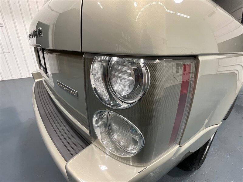 2006 Land Rover Range Rover Supercharged 4x4 / V8, Supercharged, 4.2L/ LOADED / Leather Heated Seats / Navigation & Backup Camera / Sunroof / LOW MILES/ Great Service History - Photo 29 - Gladstone, OR 97027