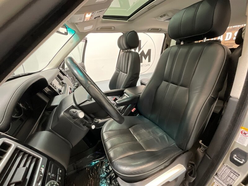 2006 Land Rover Range Rover Supercharged 4x4 / V8, Supercharged, 4.2L/ LOADED / Leather Heated Seats / Navigation & Backup Camera / Sunroof / LOW MILES/ Great Service History - Photo 37 - Gladstone, OR 97027