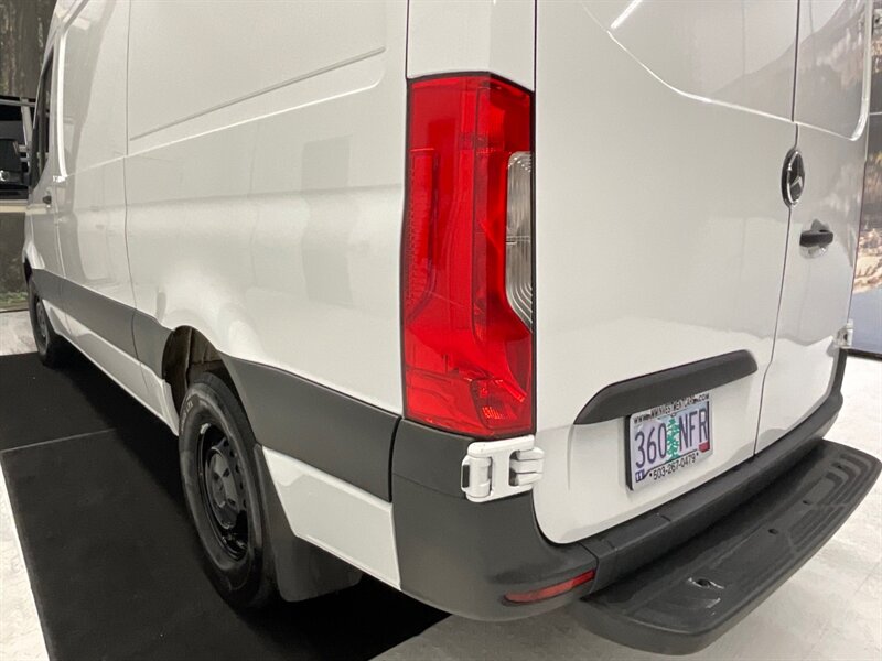 2021 Mercedes-Benz Sprinter 2500 CARGO VAN / 3.0L V6 DIESEL / HIGHROOF 144 " WB  / Backup Camera / Excel Cond - Photo 25 - Gladstone, OR 97027