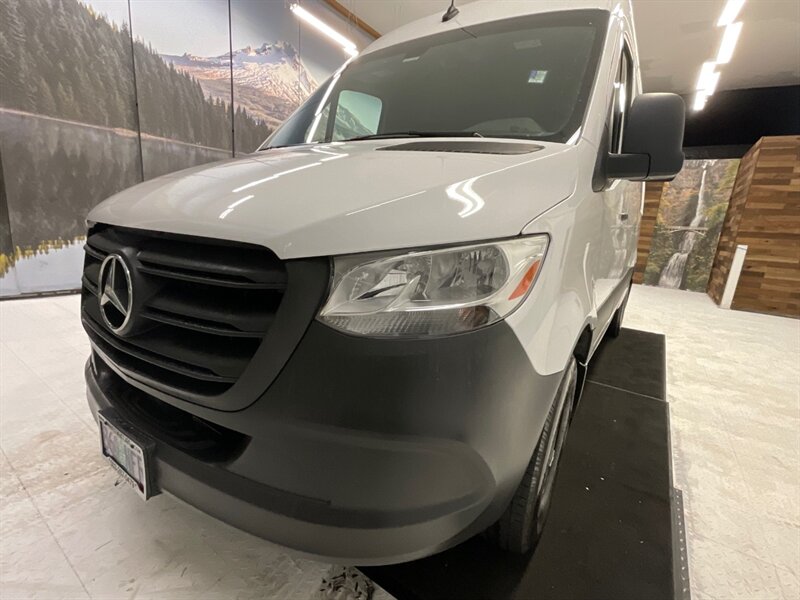 2021 Mercedes-Benz Sprinter 2500 CARGO VAN / 3.0L V6 DIESEL / HIGHROOF 144 " WB  / Backup Camera / Excel Cond - Photo 28 - Gladstone, OR 97027