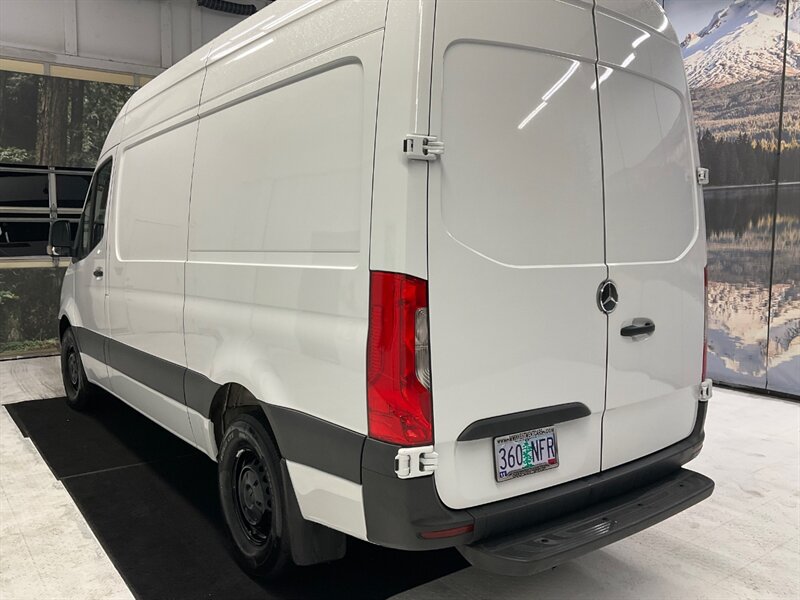 2021 Mercedes-Benz Sprinter 2500 CARGO VAN / 3.0L V6 DIESEL / HIGHROOF 144 " WB  / Backup Camera / Excel Cond - Photo 7 - Gladstone, OR 97027