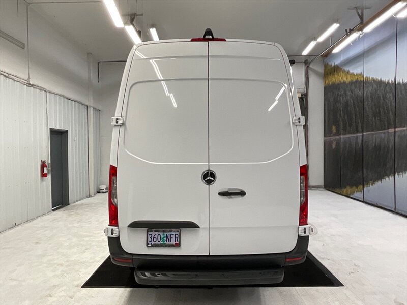 2021 Mercedes-Benz Sprinter 2500 CARGO VAN / 3.0L V6 DIESEL / HIGHROOF 144 " WB  / Backup Camera / Excel Cond - Photo 6 - Gladstone, OR 97027