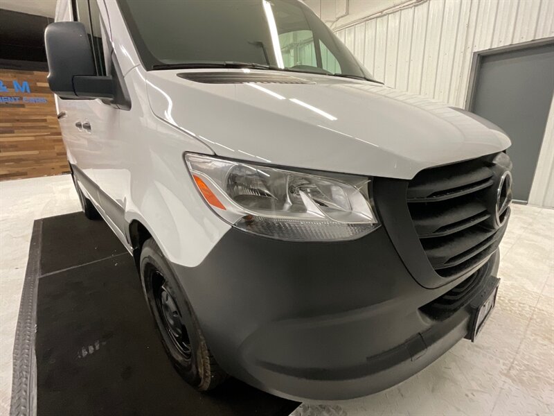 2021 Mercedes-Benz Sprinter 2500 CARGO VAN / 3.0L V6 DIESEL / HIGHROOF 144 " WB  / Backup Camera / Excel Cond - Photo 27 - Gladstone, OR 97027