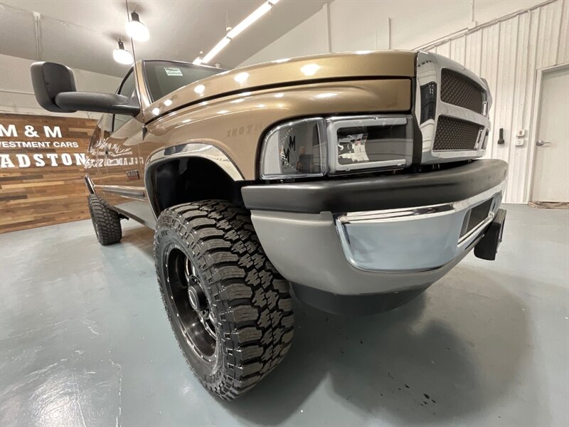 2001 Dodge Ram 2500 SLT Laramie Quad Cab 4X4 /5.9L DIESEL / 5-SPEED / LONG BED / LEVELED W. BRAND NEW WHEELS & TIRES / ZERO RUST / Rear airbags / ONLY 111K MILES - Photo 56 - Gladstone, OR 97027