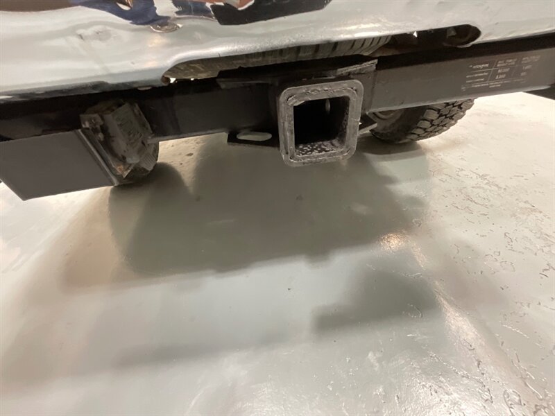 2001 Dodge Ram 2500 SLT Laramie Quad Cab 4X4 /5.9L DIESEL / 5-SPEED / LONG BED / LEVELED W. BRAND NEW WHEELS & TIRES / ZERO RUST / Rear airbags / ONLY 111K MILES - Photo 20 - Gladstone, OR 97027