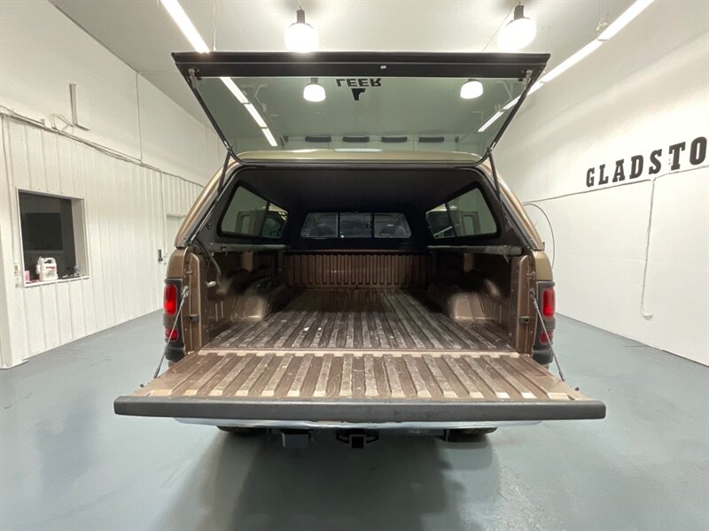 2001 Dodge Ram 2500 SLT Laramie Quad Cab 4X4 /5.9L DIESEL / 5-SPEED / LONG BED / LEVELED W. BRAND NEW WHEELS & TIRES / ZERO RUST / Rear airbags / ONLY 111K MILES - Photo 9 - Gladstone, OR 97027