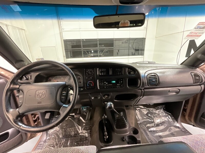 2001 Dodge Ram 2500 SLT Laramie Quad Cab 4X4 /5.9L DIESEL / 5-SPEED / LONG BED / LEVELED W. BRAND NEW WHEELS & TIRES / ZERO RUST / Rear airbags / ONLY 111K MILES - Photo 42 - Gladstone, OR 97027