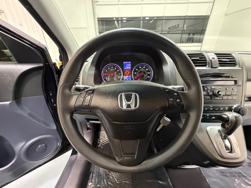 2011 Honda CR-V SE Sport Utility AWD /2.4L 4Cyl / ZERO RUST - Photo 13 - Gladstone, OR 97027