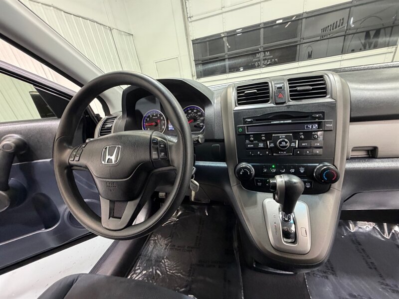 2011 Honda CR-V SE Sport Utility AWD /2.4L 4Cyl / ZERO RUST - Photo 14 - Gladstone, OR 97027