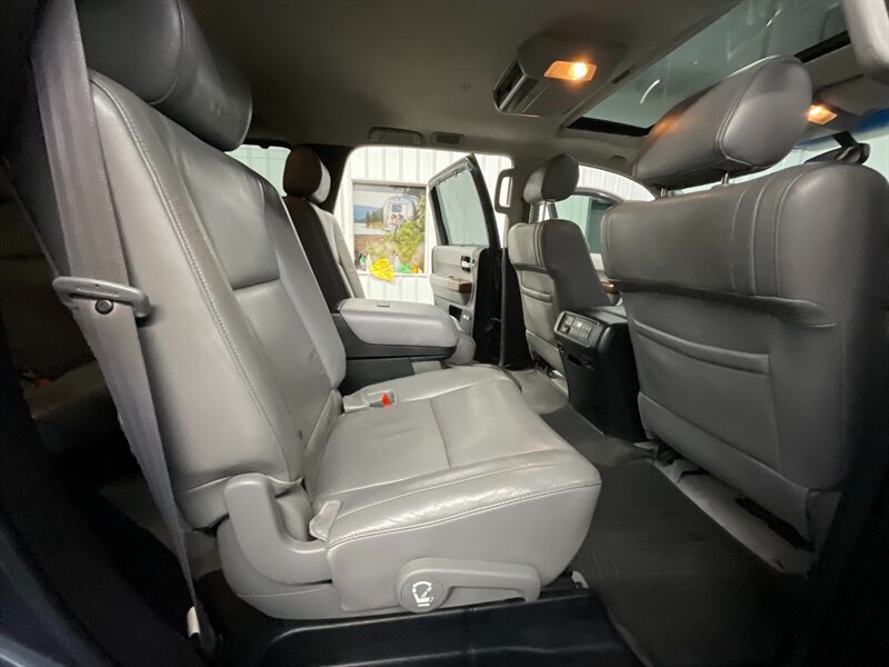 2010 Toyota Sequoia Platinum 4X4 / 5.7L V8 / 3RD ROW SEAT / LOADED ...