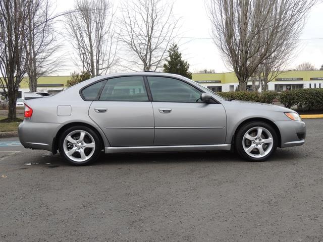 2008 Subaru Legacy 2.5i Special Edition / AWD / 6-SPEED / Sunroof   - Photo 4 - Portland, OR 97217