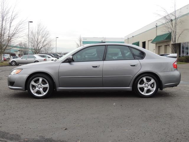 2008 Subaru Legacy 2.5i Special Edition / AWD / 6-SPEED / Sunroof   - Photo 3 - Portland, OR 97217