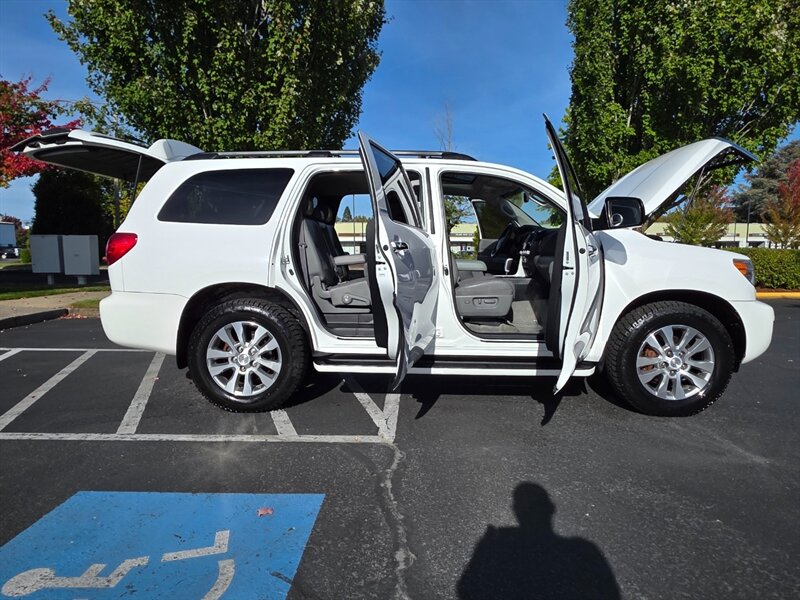 2008 Toyota Sequoia LIMITED 4X4 V8 5.7L / EVERY OPTION / 1-OWNER / DVD / NAVi / CAM / SUNROOF / HEATED LEATHER / NEW TIRES / EXCELLENT RECORDS - Photo 24 - Portland, OR 97217