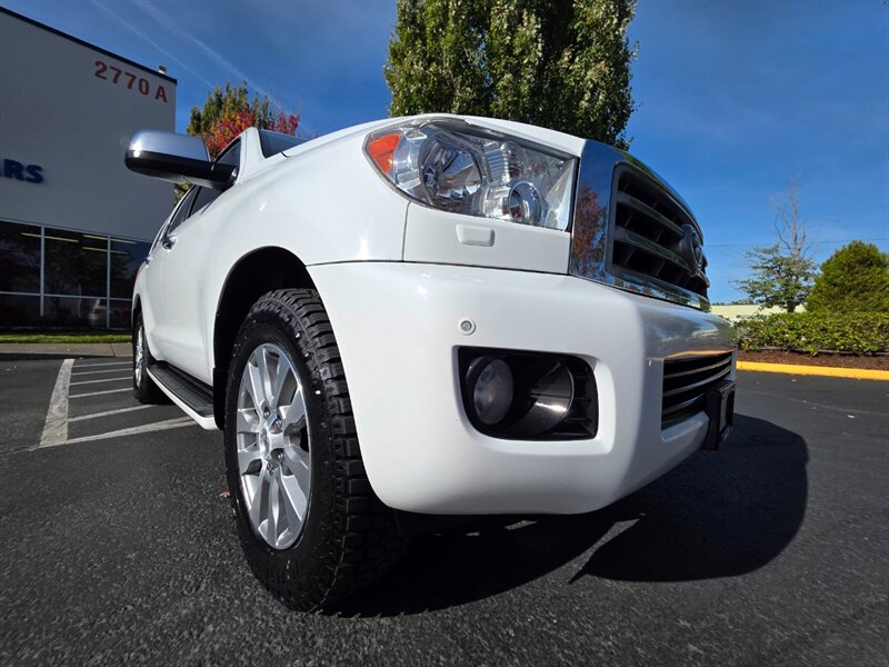 2008 Toyota Sequoia LIMITED 4X4 V8 5.7L / EVERY OPTION / 1-OWNER / DVD / NAVi / CAM / SUNROOF / HEATED LEATHER / NEW TIRES / EXCELLENT RECORDS - Photo 10 - Portland, OR 97217