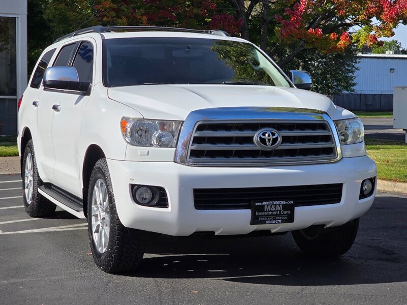 2008 Toyota Sequoia LIMITED 4X4 V8 5.7L / EVERY OPTION / 1-OWNER / DVD / NAVi / CAM / SUNROOF / HEATED LEATHER / NEW TIRES / EXCELLENT RECORDS - Photo 2 - Portland, OR 97217