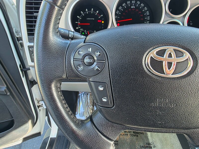 2008 Toyota Sequoia LIMITED 4X4 V8 5.7L / EVERY OPTION / 1-OWNER / DVD / NAVi / CAM / SUNROOF / HEATED LEATHER / NEW TIRES / EXCELLENT RECORDS - Photo 35 - Portland, OR 97217