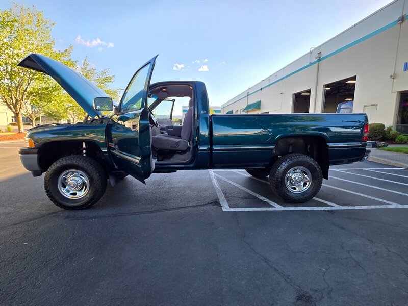 1996 Dodge Ram 2500 Laramie SLT 12-valve / 4X4 / 5.9 L CUMMINS Diesel / 5 SPEED MANUAL / LONG BED / ALL STOCK / SERVICE RECORDS / 1-OWNER / 147K MILES ONLY !!! - Photo 23 - Portland, OR 97217