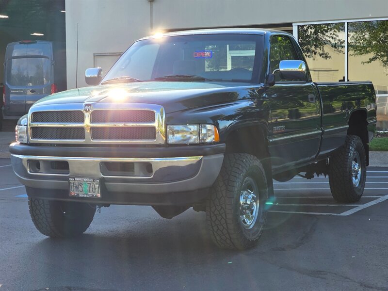 1996 Dodge Ram 2500 Laramie SLT 12-valve / 4X4 / 5.9 L CUMMINS Diesel / 5 SPEED MANUAL / LONG BED / ALL STOCK / SERVICE RECORDS / 1-OWNER / 147K MILES ONLY !!! - Photo 1 - Portland, OR 97217