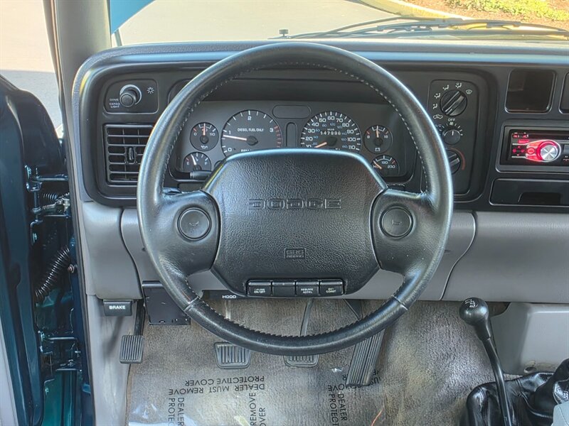 1996 Dodge Ram 2500 Laramie SLT 12-valve / 4X4 / 5.9 L CUMMINS Diesel / 5 SPEED MANUAL / LONG BED / ALL STOCK / SERVICE RECORDS / 1-OWNER / 147K MILES ONLY !!! - Photo 35 - Portland, OR 97217