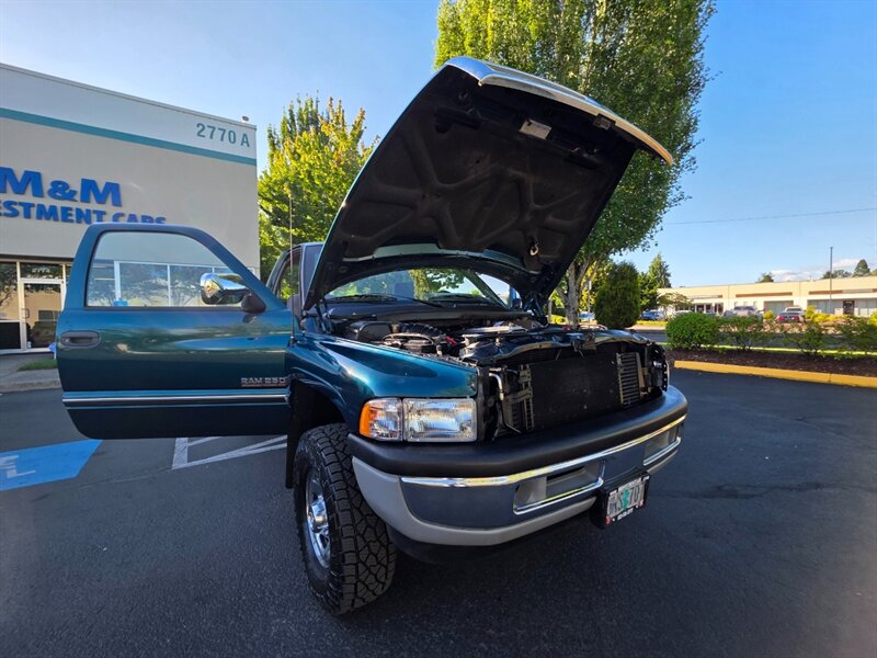1996 Dodge Ram 2500 Laramie SLT 12-valve / 4X4 / 5.9 L CUMMINS Diesel / 5 SPEED MANUAL / LONG BED / ALL STOCK / SERVICE RECORDS / 1-OWNER / 147K MILES ONLY !!! - Photo 26 - Portland, OR 97217