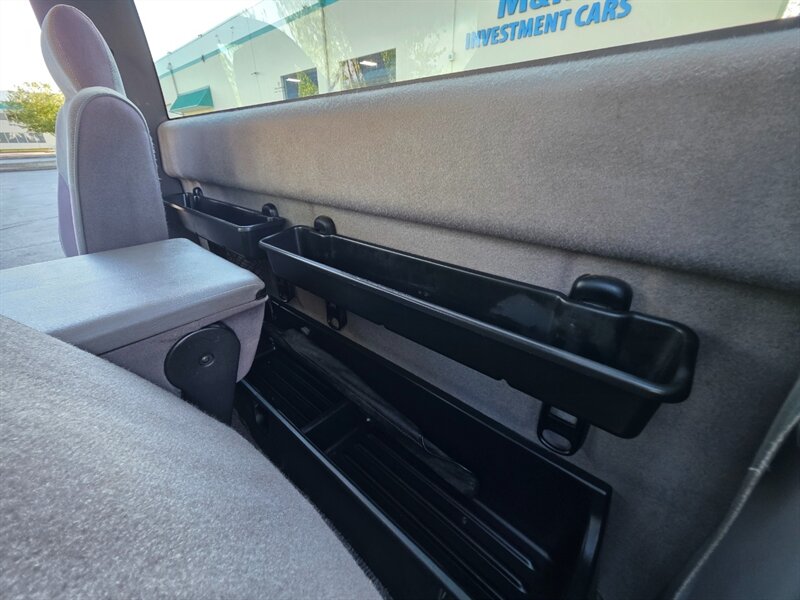 1996 Dodge Ram 2500 Laramie SLT 12-valve / 4X4 / 5.9 L CUMMINS Diesel / 5 SPEED MANUAL / LONG BED / ALL STOCK / SERVICE RECORDS / 1-OWNER / 147K MILES ONLY !!! - Photo 14 - Portland, OR 97217