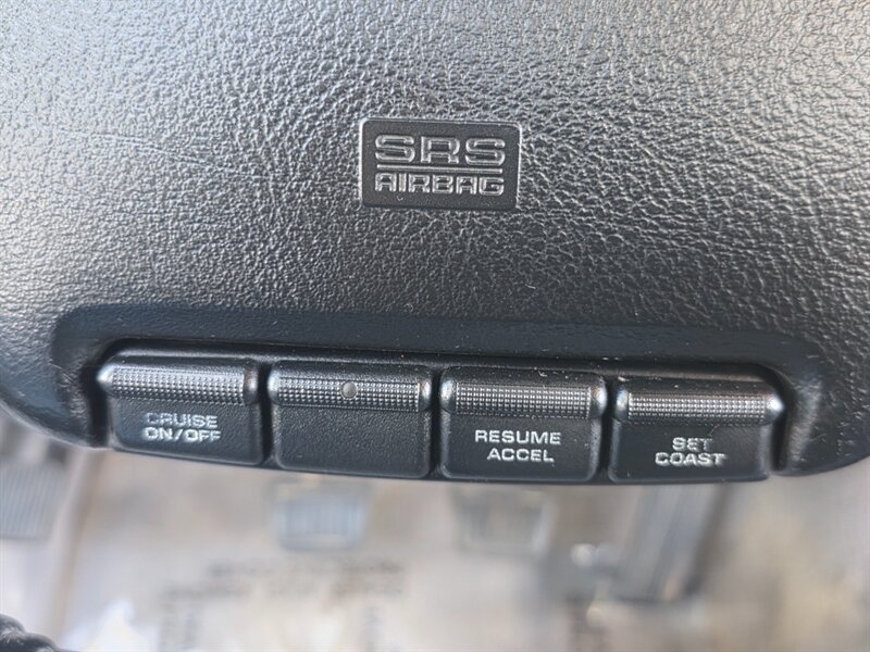 1996 Dodge Ram 2500 Laramie SLT 12-valve / 4X4 / 5.9 L CUMMINS Diesel / 5 SPEED MANUAL / LONG BED / ALL STOCK / SERVICE RECORDS / 1-OWNER / 147K MILES ONLY !!! - Photo 36 - Portland, OR 97217