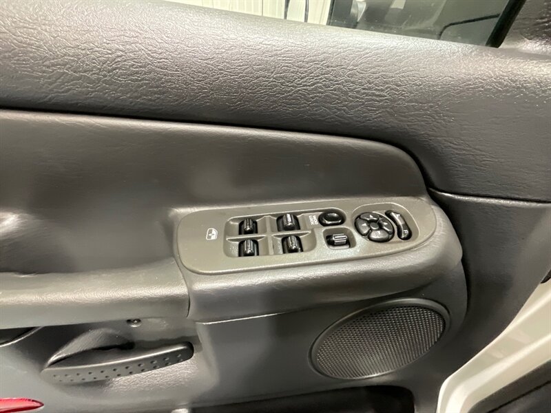 2004 Dodge Ram 2500 SLT 4X4 5.9L CUMMINS DIESEL / ZERO RUST /104K MILE / LONG BED / LOCAL TRUCK - Photo 29 - Gladstone, OR 97027