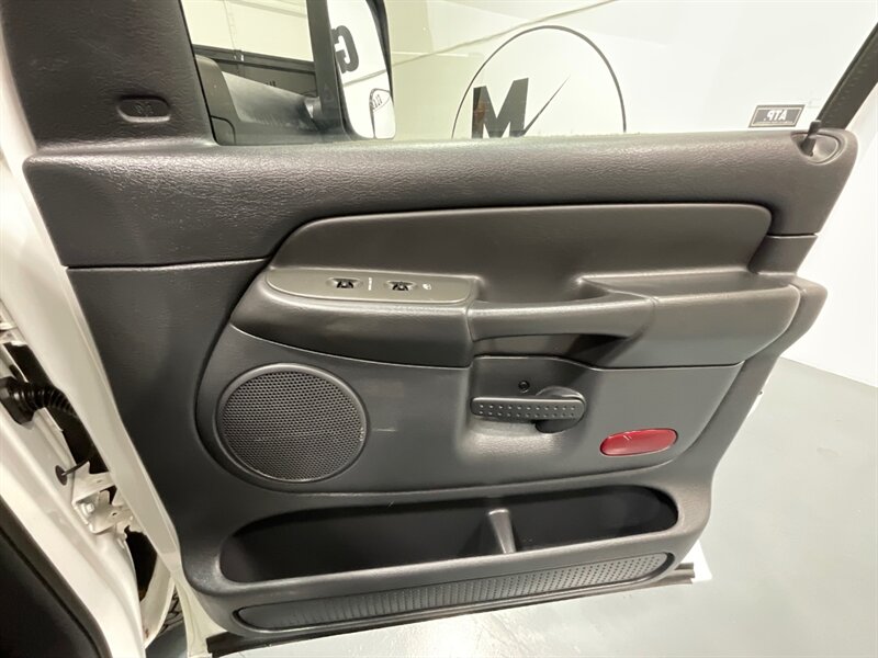 2004 Dodge Ram 2500 SLT 4X4 5.9L CUMMINS DIESEL / ZERO RUST /104K MILE / LONG BED / LOCAL TRUCK - Photo 35 - Gladstone, OR 97027
