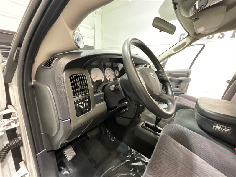 2004 Dodge Ram 2500 SLT 4X4 5.9L CUMMINS DIESEL / ZERO RUST /104K MILE / LONG BED / LOCAL TRUCK - Photo 28 - Gladstone, OR 97027
