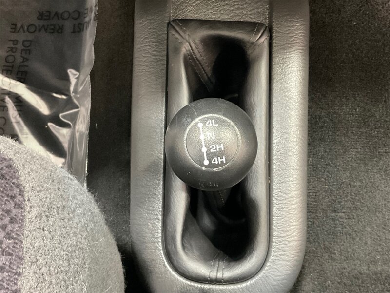 2004 Dodge Ram 2500 SLT 4X4 5.9L CUMMINS DIESEL / ZERO RUST /104K MILE / LONG BED / LOCAL TRUCK - Photo 38 - Gladstone, OR 97027