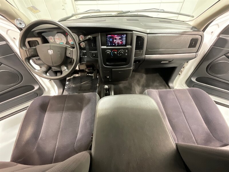 2004 Dodge Ram 2500 SLT 4X4 5.9L CUMMINS DIESEL / ZERO RUST /104K MILE / LONG BED / LOCAL TRUCK - Photo 36 - Gladstone, OR 97027